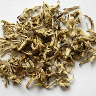 2011 Yunnan Premium Biluochun Green Tea (Curly) from PuerhShop.com