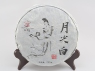 Yue Guang Bai (White Moonlight) 2016 from Seven Cups
