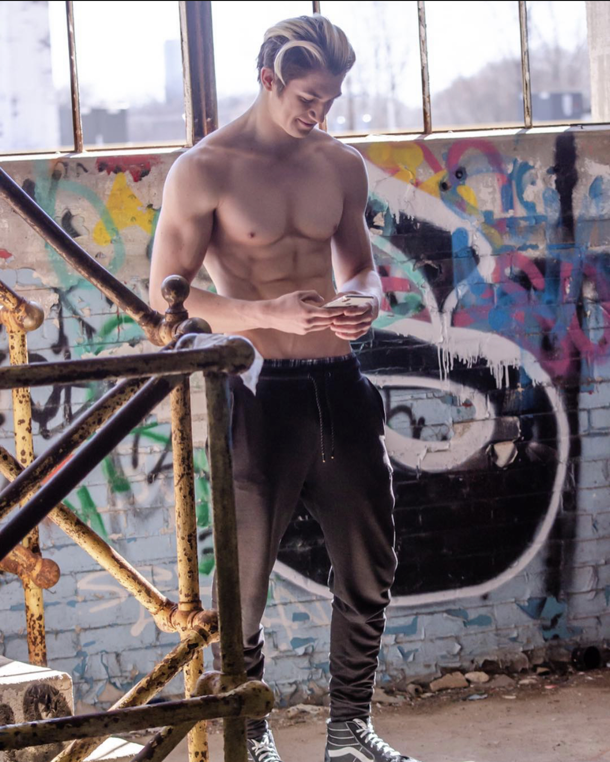 WE CNQR How to freestyle calisthenics tutorials trainer 