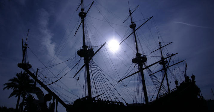 Haunted Ghost Tour / Harbor Cruise