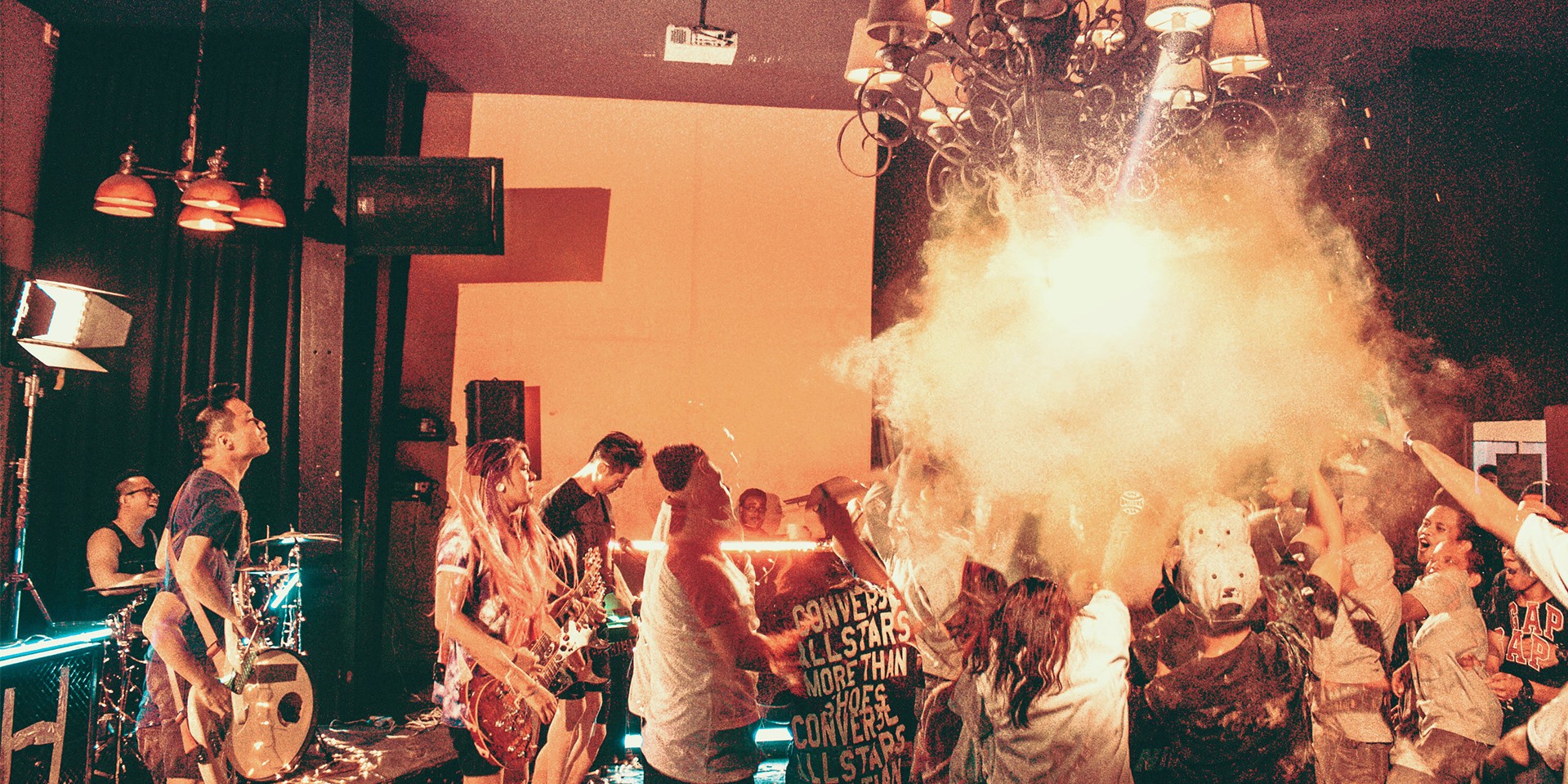 PHOTO GALLERY: An Honest Mistake's Manila Party in 'We're Alright'