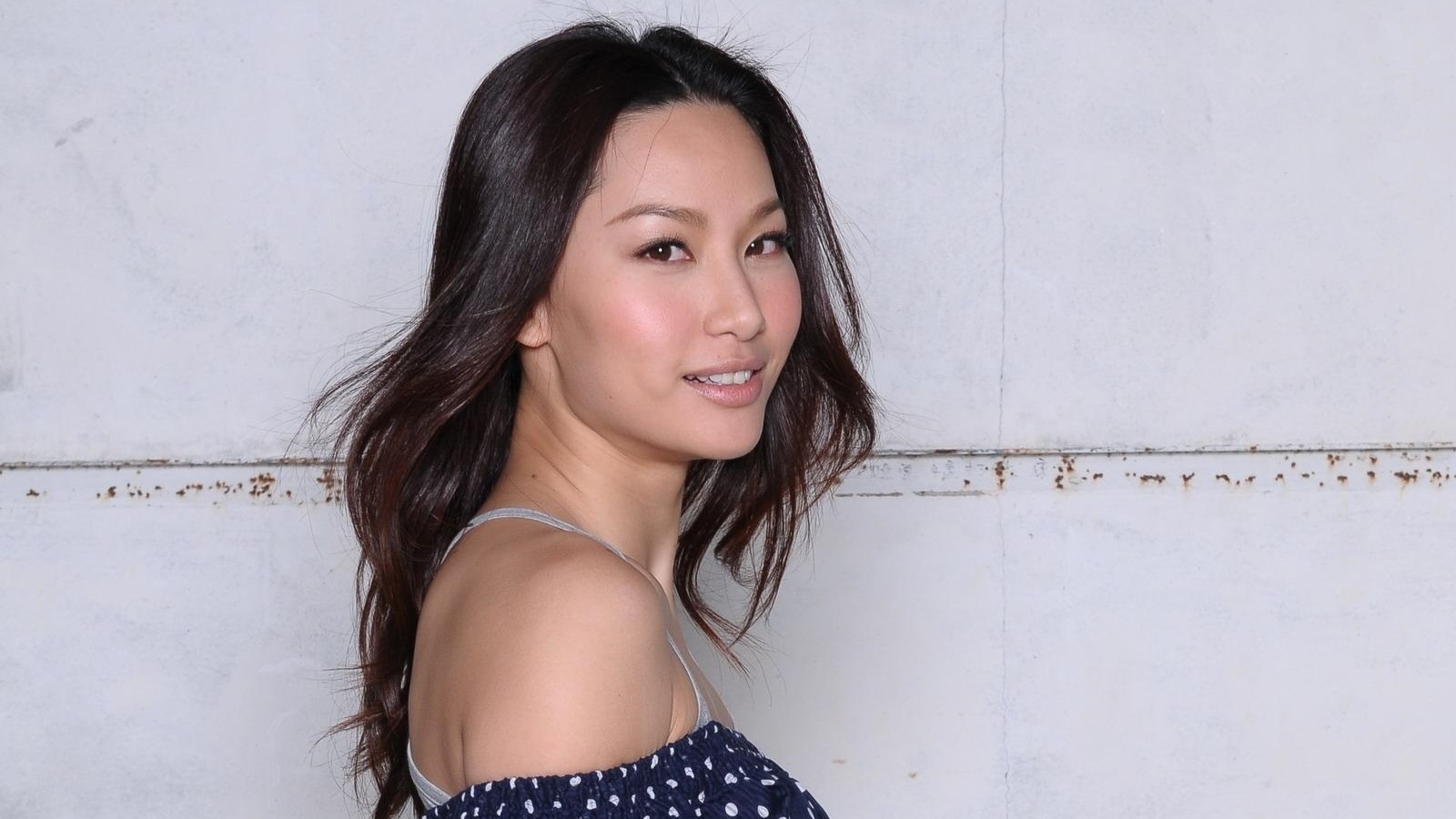Kate Tsui | Artist | Bandwagon | Music media championing and