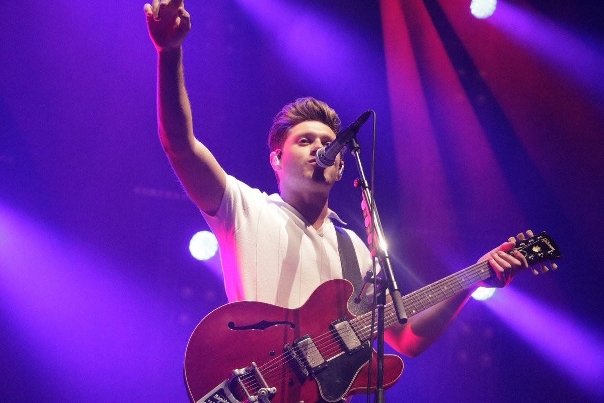 When fandoms become family, Niall Horan's Manila concert shows how