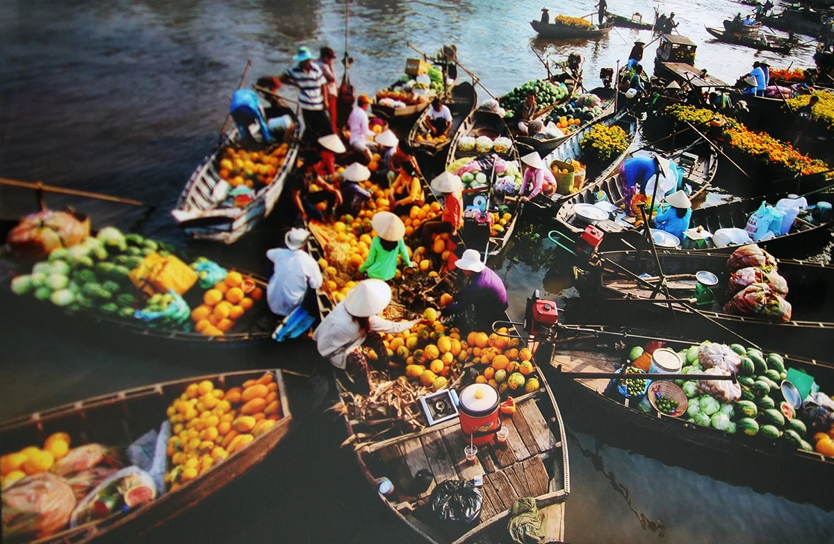 Floating Market Experience and Sunrise on Mekong River