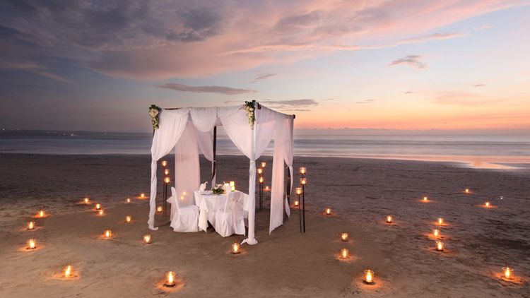 Romantic Dinner on the Beach