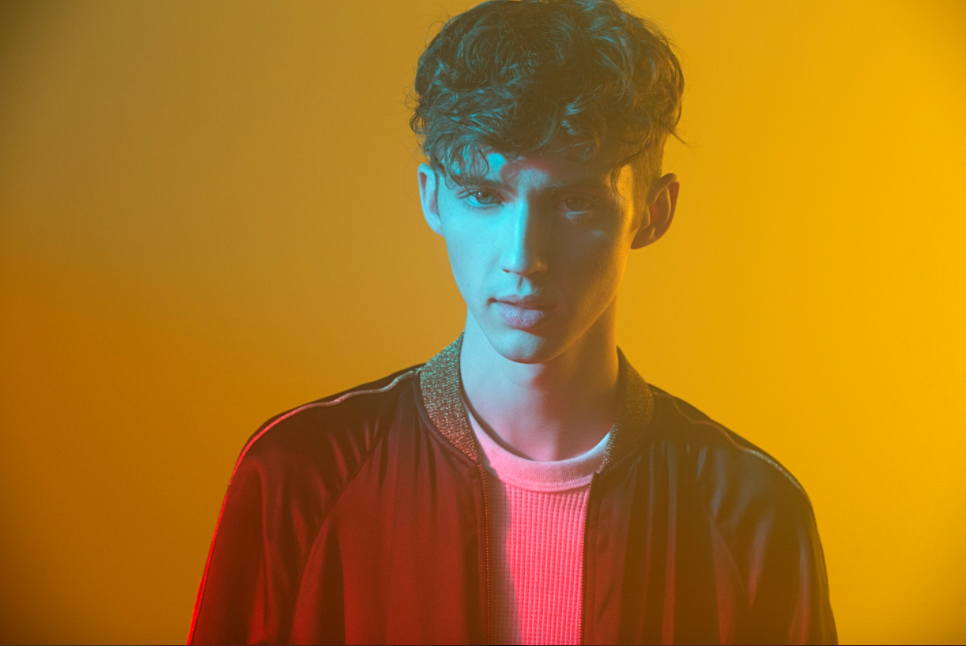 Troye Sivan reportedly spotted at local Manila mall, fans have collective meltdown online