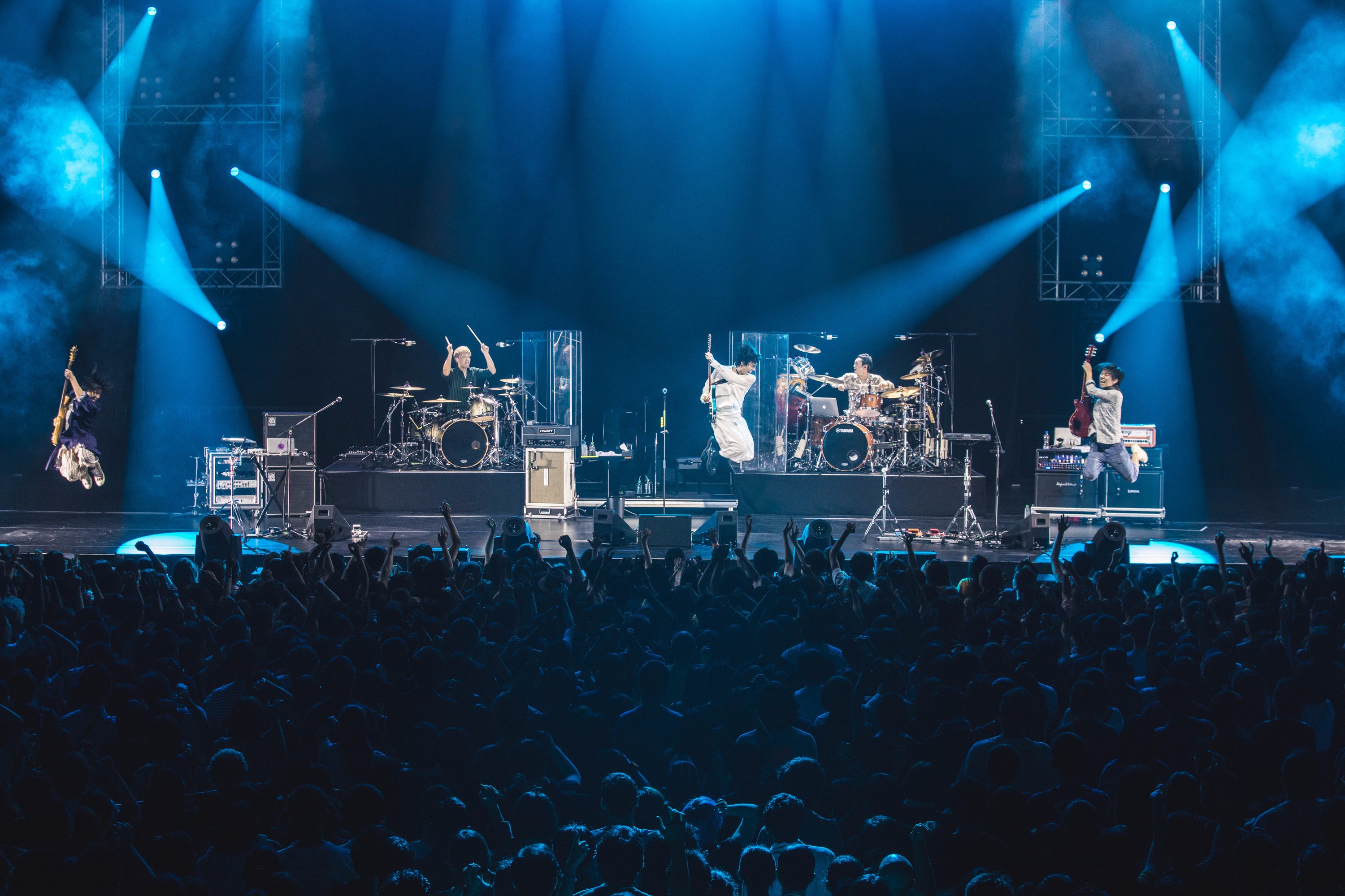 RADWIMPS return to Singapore for a spectacular sold-out concert — gig report