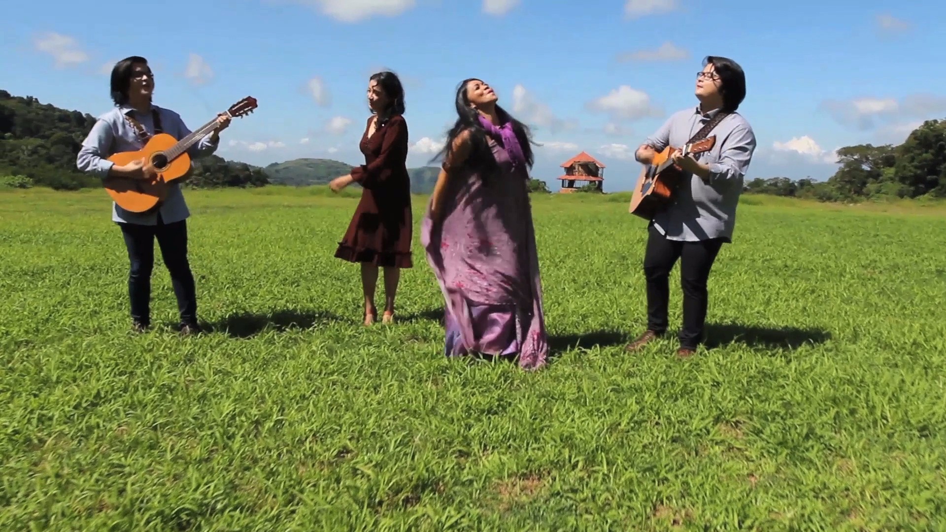 WATCH: The Benjamins' 'Tinatangi' woos its way into PhilPOP 2016