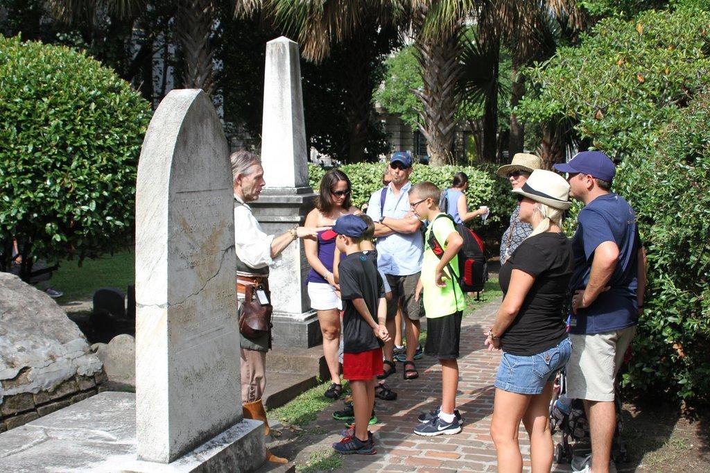 Daytime Ghost Tour by Charleston Pirate Tours in Charleston - Charleston