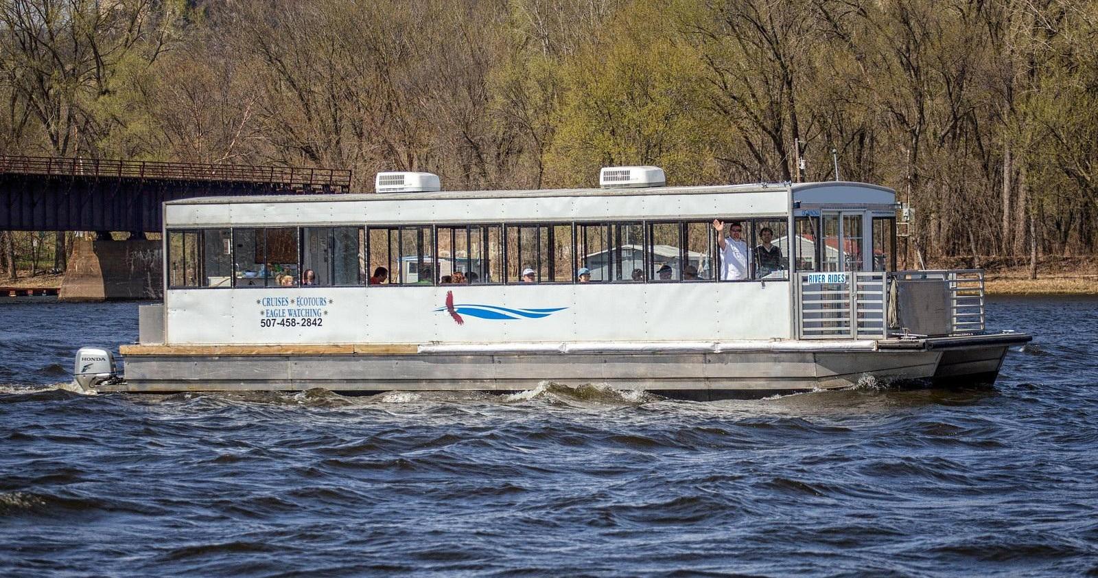 Water Activities & River Boat Tours by Winona Tour Boat - Minneapolis