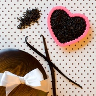 Organic Vanilla Black Tea from Divinitea