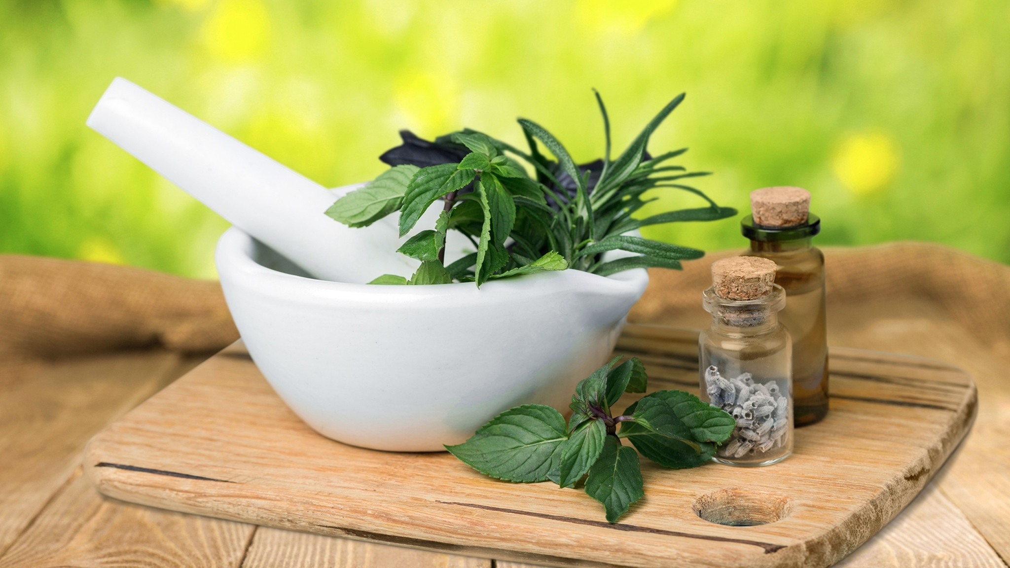 Herbalism Introduction & Medicine Making Home Herbalism Courses