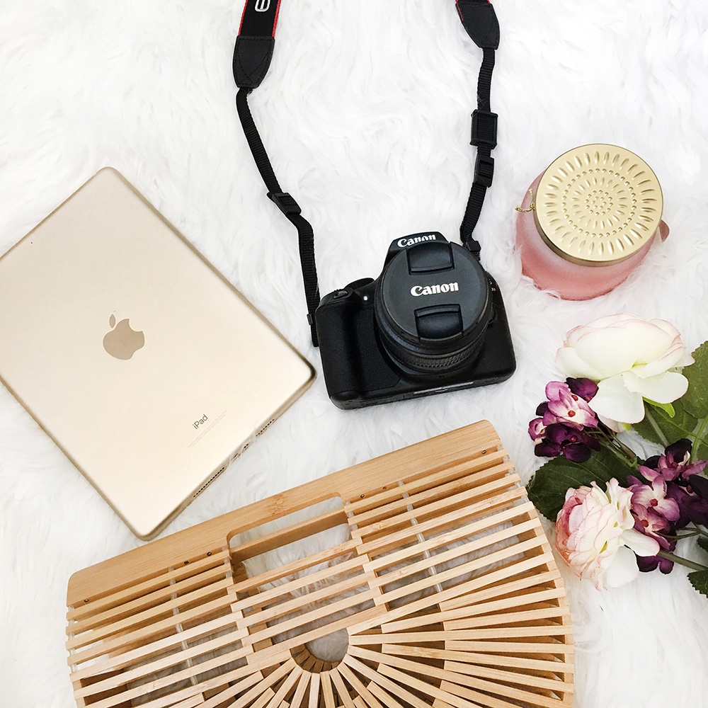 LynneGabriel: Win iPad + Canon Rebel Kit + Bamboo Bag