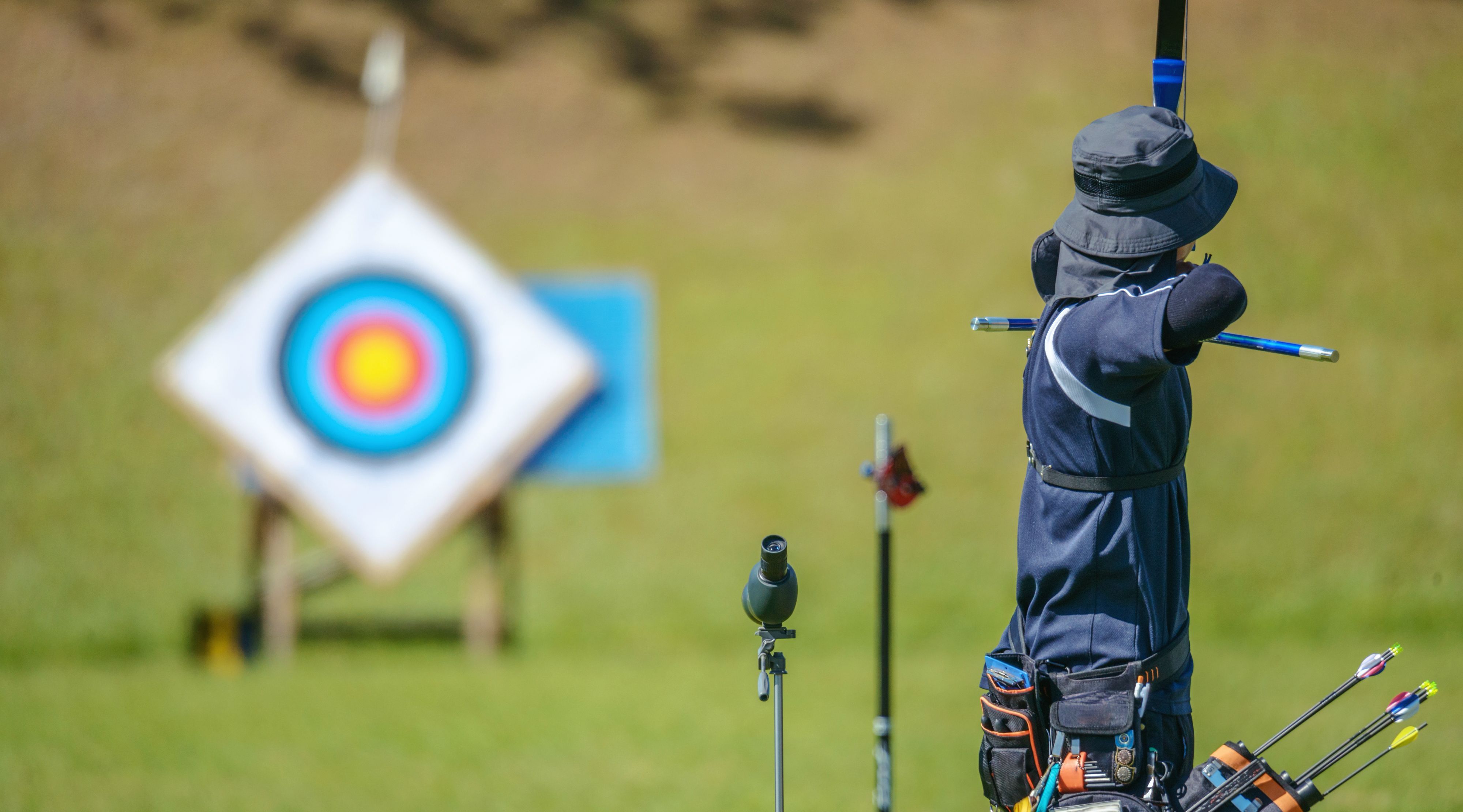 Beginner Archery Class for Women in Garden City Book Tours