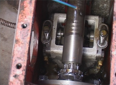 Inside Ferguson TE 20 Transmission Housing of Hydraulic Pump