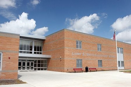 SMITH, LARRY G. ELEMENTARY SCHOOL 