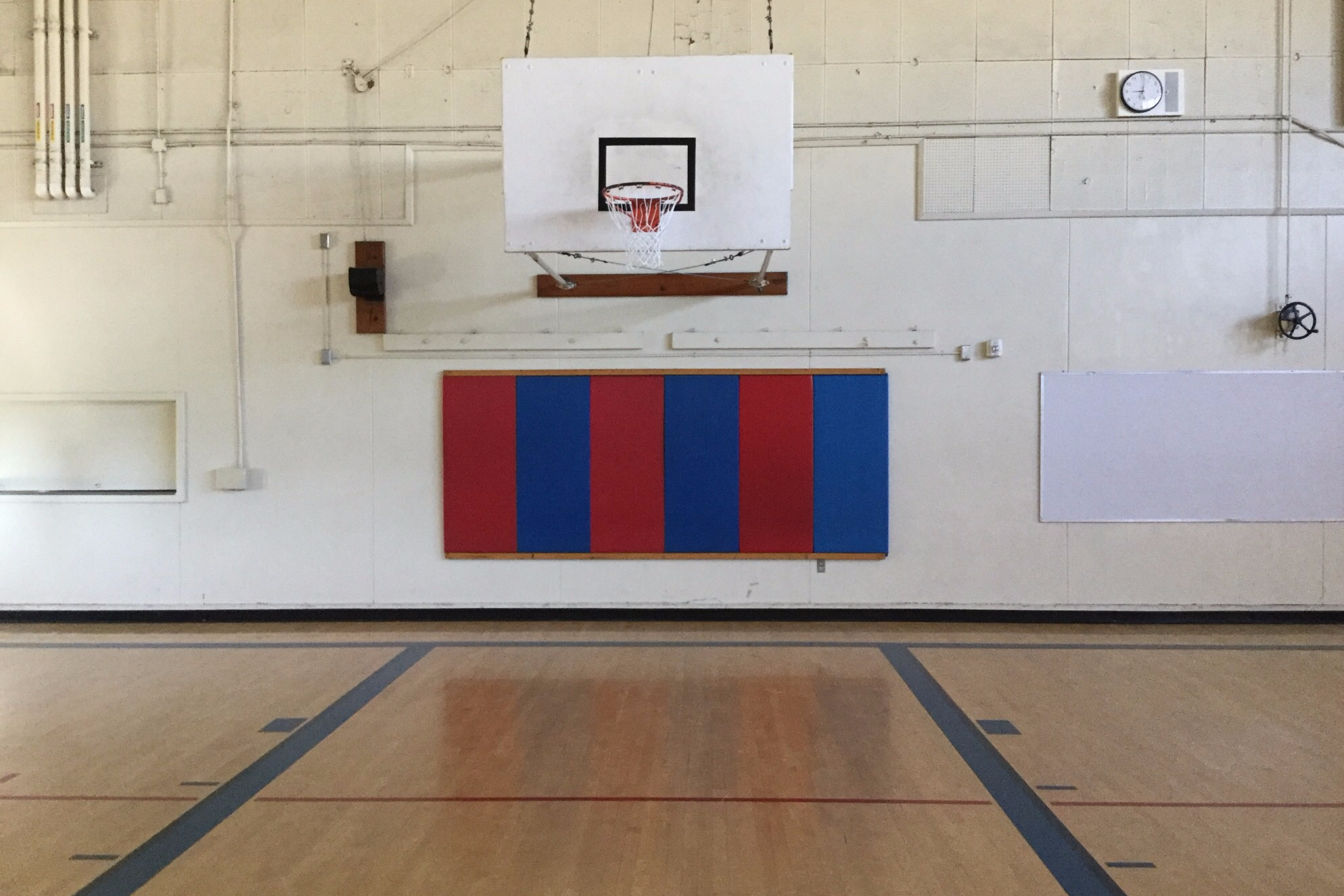 Gymnasium - Small