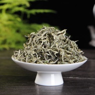 Yunnan "Pure Bud Silver Strands" First Flush Green Tea from Yunnan Sourcing