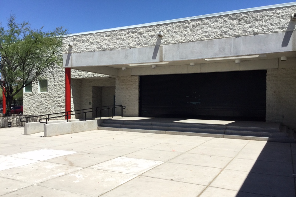 Courtyard/Outdoor Stage