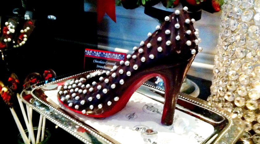 Parisian Personal Stylist Shopping Tour
