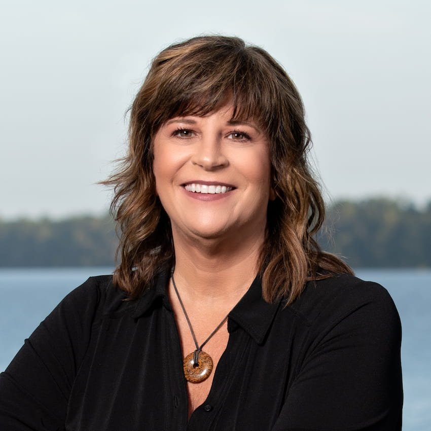 Dr. Elizabeth Wynter