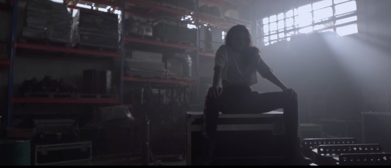 WATCH: Kiana Valenciano dances her way through new music video, 'Does She Know' 