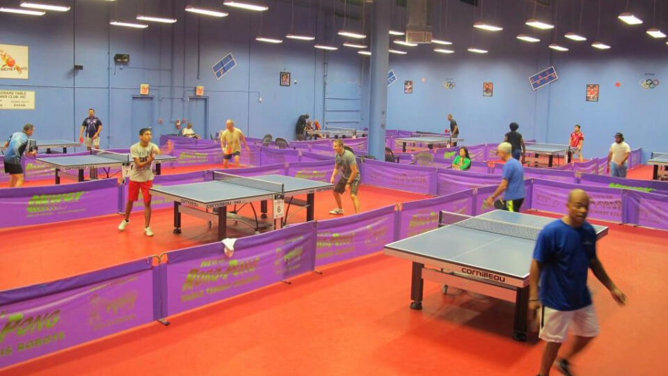 play table tennis tournament