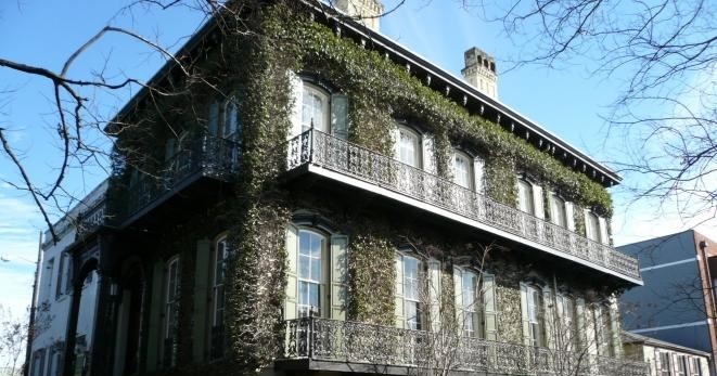 Gates & Gardens Walk - Savannah