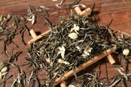 Fuding "Yin Hao" Jasmine Flowers and Green Tea from Yunnan Sourcing