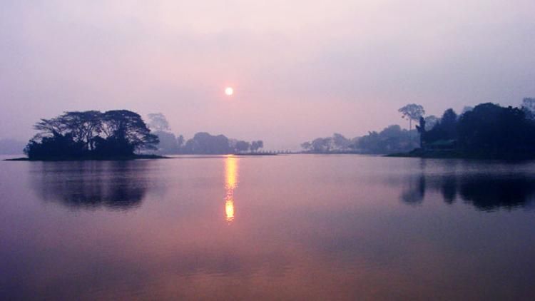 Take us to the largest lake in Yangon - Inya Lake