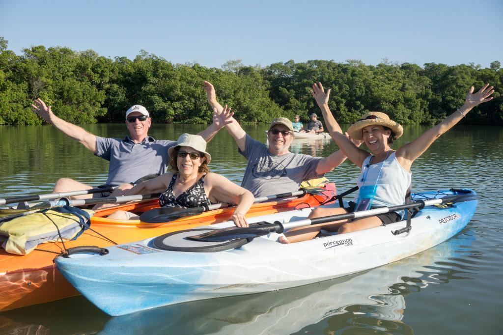 Guided Pedal Kayak Tour (Bird Key Park, Sarasota) photo 1
