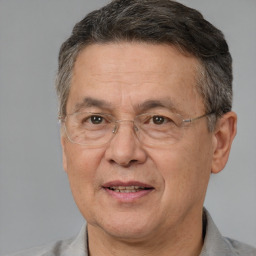 Dr. Timur Akmatov
