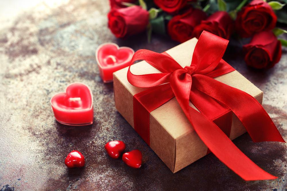 Romantic Valentine's Day Dinner Cruise on Pittsburgh’s Three Rivers - Pittsburgh