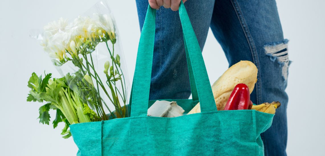 3 Ways To Integrate Laminated Bags in Your Retail Shop
