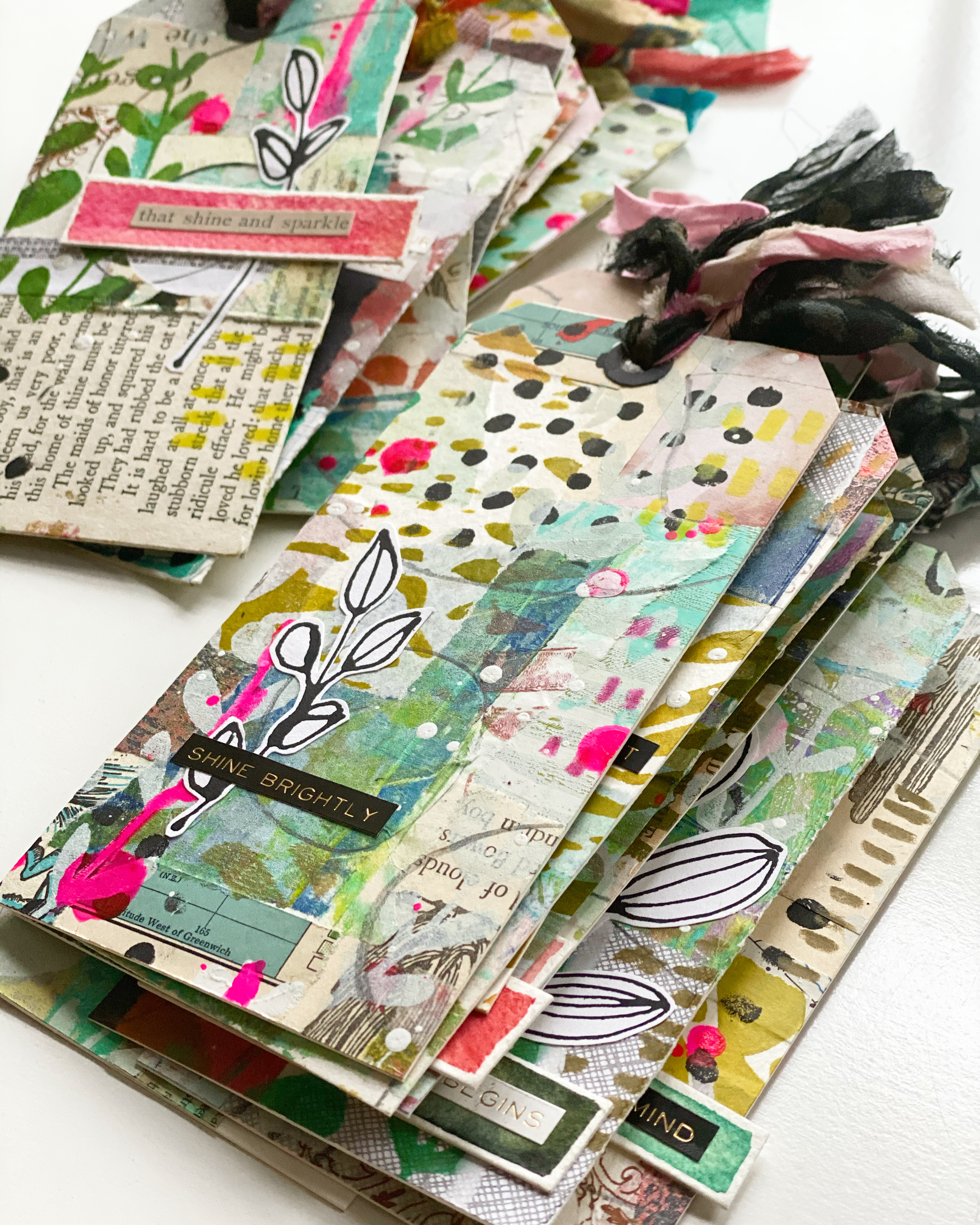 What Pens Do You Use in your Mixed Media Art Journaling? — Willa Wanders