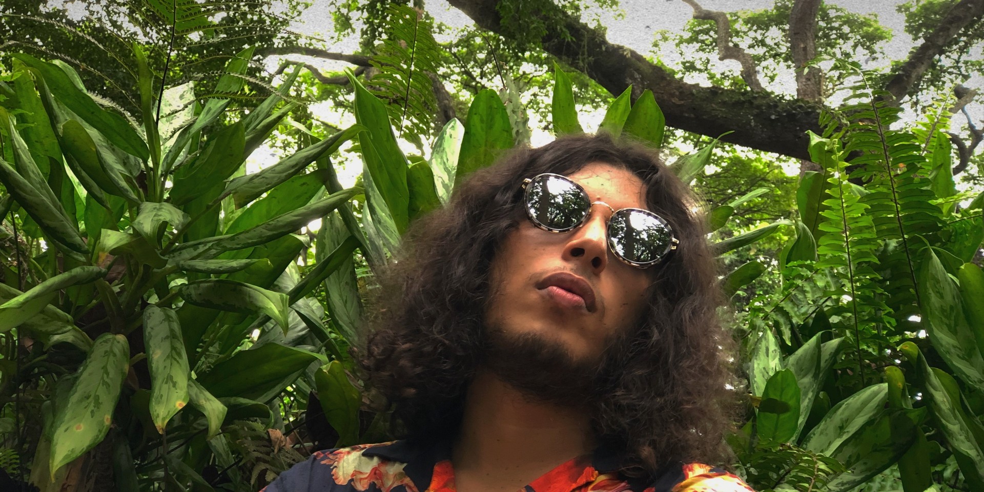 PREMIERE: Houg's mesmerising music video for 'Pinch'