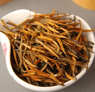 Yunnan Dian Hong Trees Needles from Han Xiang Ecological Tea