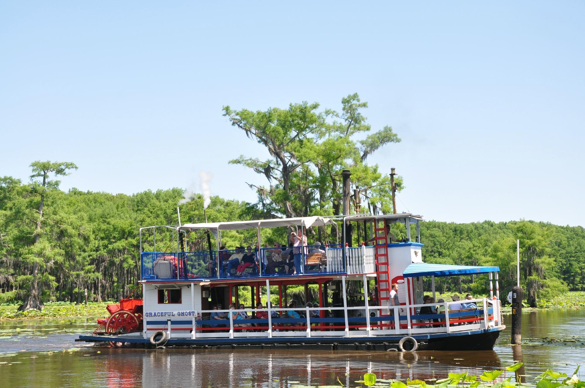 Pontoon Boat Tour photo 1
