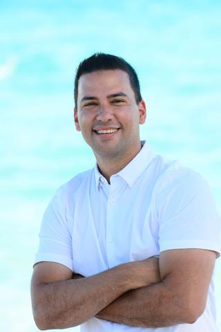 Dr. Daryl Gioffre