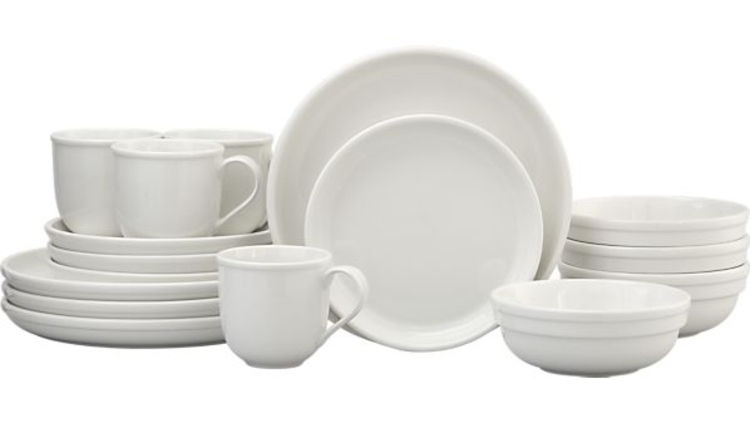 Dinnerware set