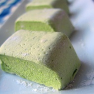 Matcha Green Tea Marshmallow from Fusion Sweets