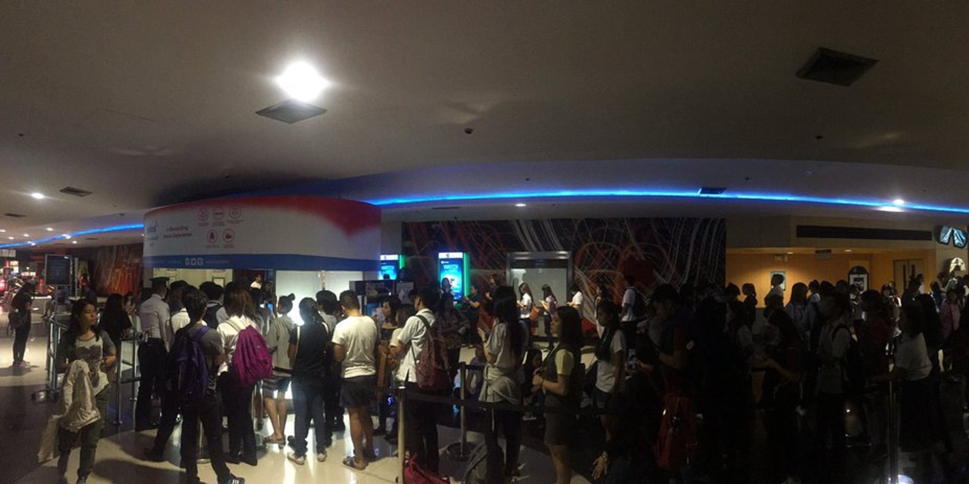 Paramore fans face Hard Times as they queue up for concert tickets, Manila show now sold out