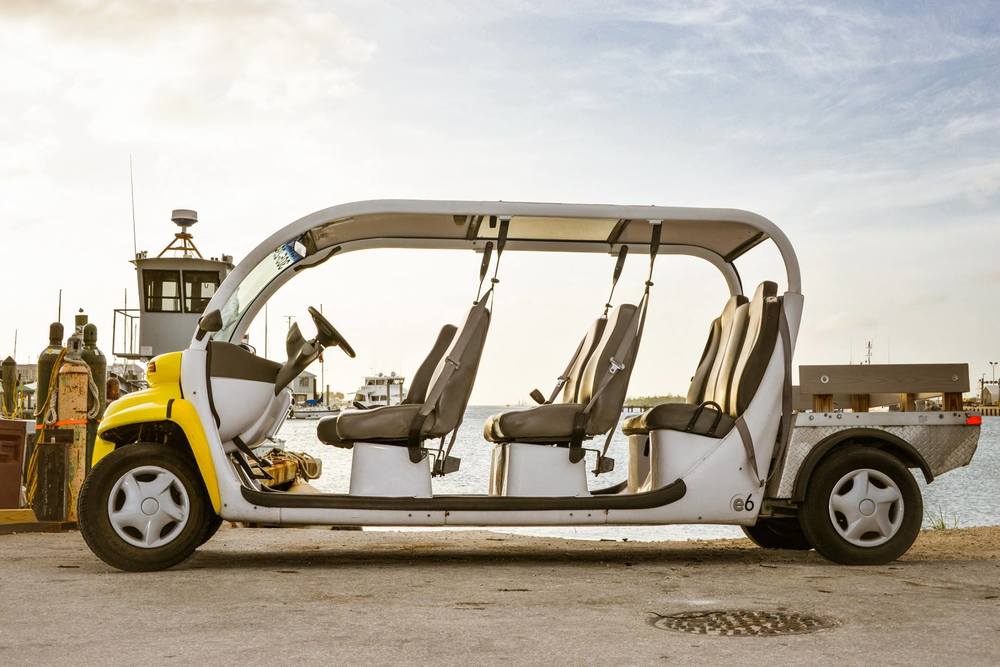 4-Hour Six-Seat Electric Car Rental in Key West: Book Tours