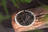 Middle Mountain "Wild Huang Zhi Xiang" Dan Cong Oolong Tea from Yunnan Sourcing
