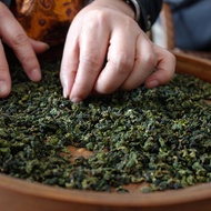 Hand Picked Early Spring Tieguanyin (2013) from Verdant Tea
