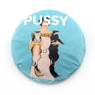 2017 Pussy from white2tea