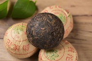 2000 Meng Tong "Jia Ji Tuo" Raw Pu-erh Tea from Yunnan Sourcing