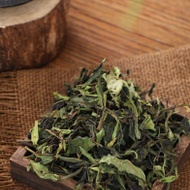 Purple Varietal "Yue Guang Bai" White Tea of Dehong from Yunnan Sourcing
