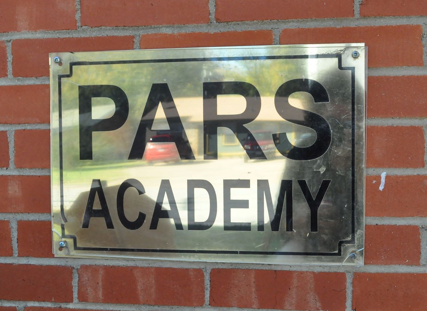 Pars Academy logo