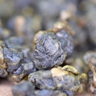 Charcoal Roasted DongDing WuLong from Leaf of the East